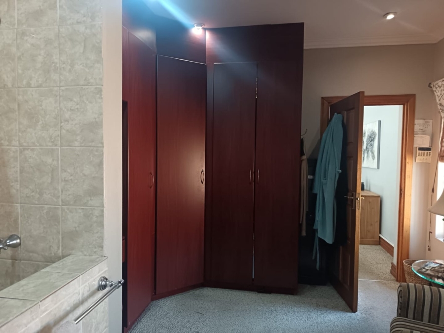 4 Bedroom Property for Sale in Hillcrest Northern Cape